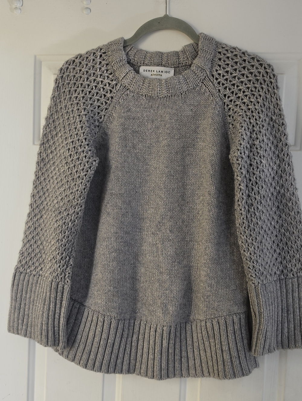 Derek Lam 10C X Athleta Womens M Gray Wool Cashmere Chunky Bell Sleeve Sweater